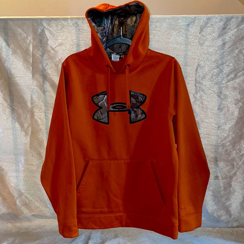 Under Armour  woman’s hoodie sweatshirt.  Size S/P
